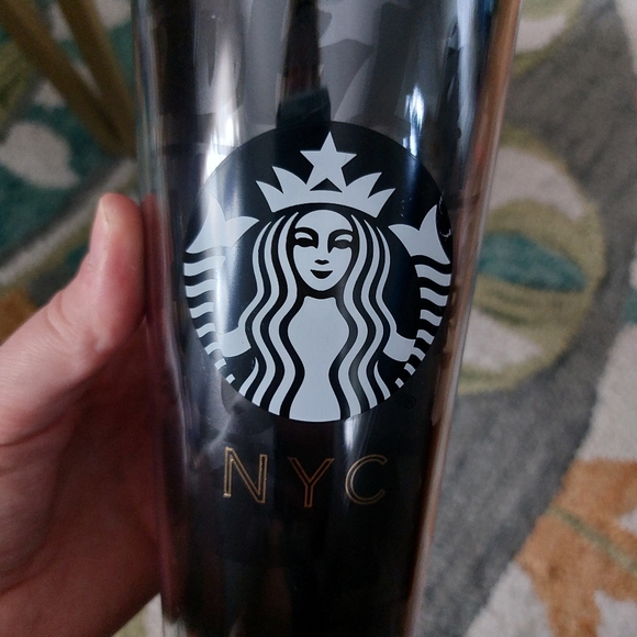 Starbucks NYC Graffiti Tumbler Rare HTF 24oz Unused - Picture 3 of 8
